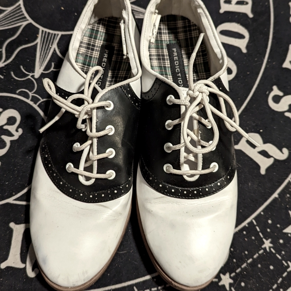 Retro Saddle Shoes